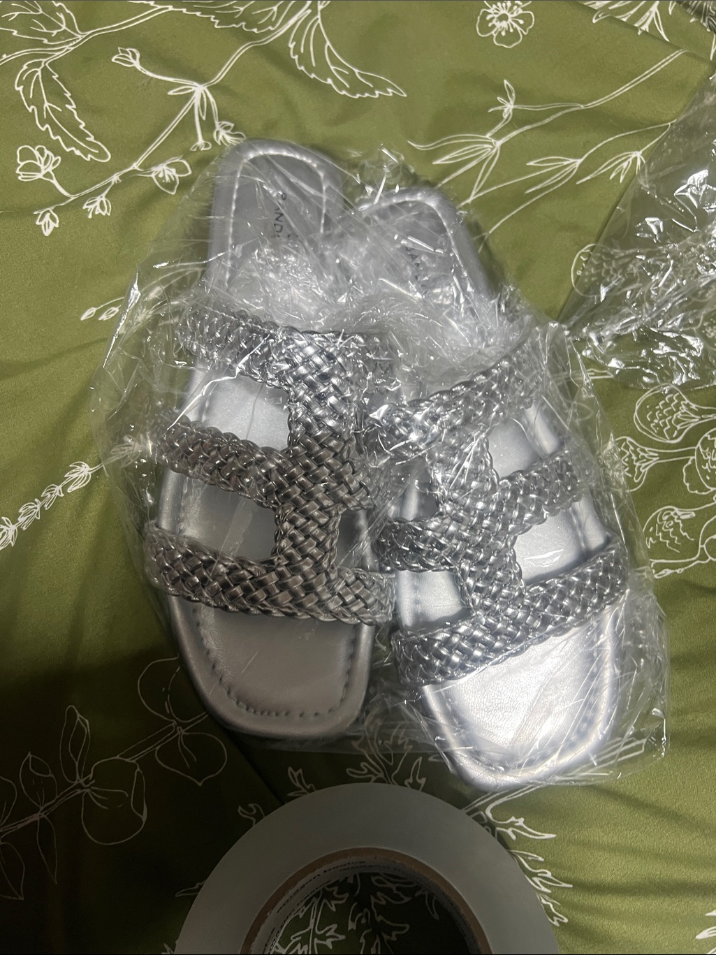 Bandolino Woven Metallic Silver Slide Sandal - Women (Nwob) — image 7 of 8